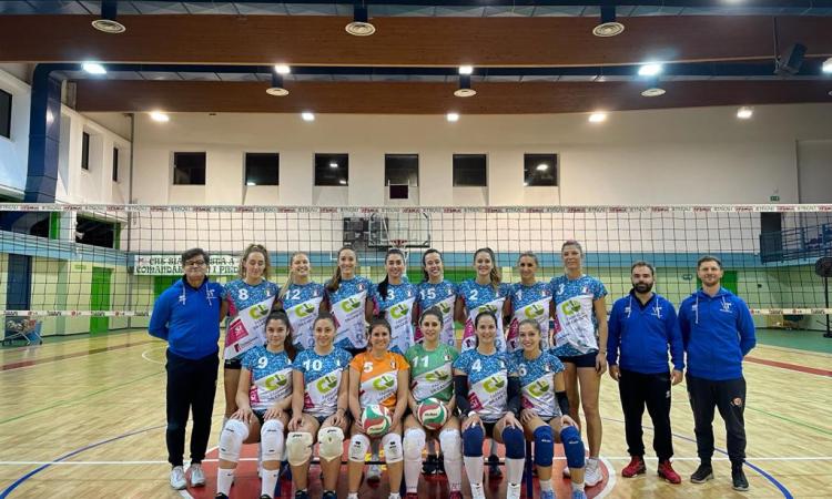 Il Volley Torresi torna in B2 dopo 14 anni. Mister Concetti: "Sono davvero orgoglioso delle ragazze"