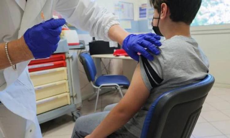 Covid, parte il 16 dicembre  la vaccinazione per i bambini da 5 a 11 anni