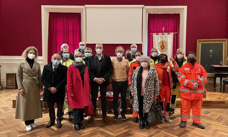 Recanati, 3848 somministrazioni in 4 mesi al centro vaccinale: oltre mille le prime dosi Recanati, 3848 somministrazioni in 4 mesi al centro vaccinale: oltre mille le prime dosi