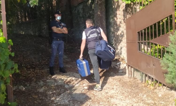 Macerata, tragedia famiglia Canullo: dopo 4 mesi fissata la data del funerale Macerata, tragedia famiglia Canullo: dopo 4 mesi fissata la data del funerale