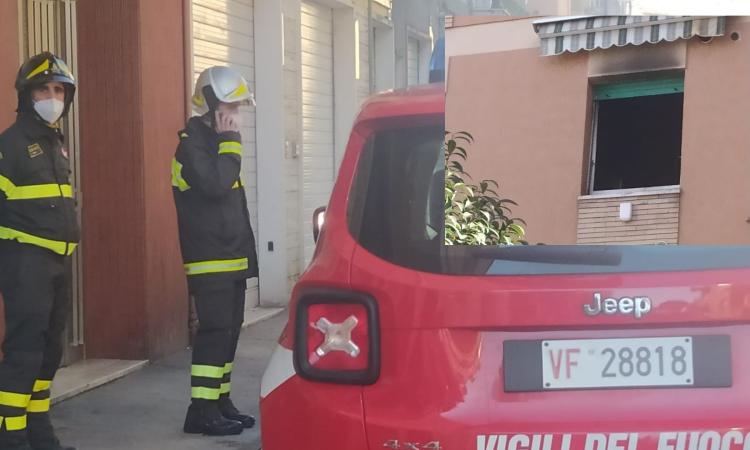 Dramma a Macerata: appartamento va a fuoco, morti fratello e sorella (FOTO e VIDEO)