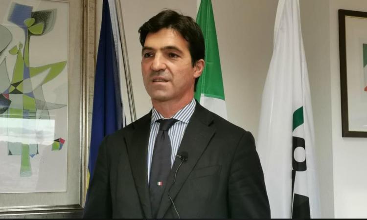 Marche, Acquaroli agli studenti: "Come amministratori sentiamo forte responsabilità di starvi vicini" Marche, Acquaroli agli studenti: "Come amministratori sentiamo forte responsabilità di starvi vicini"