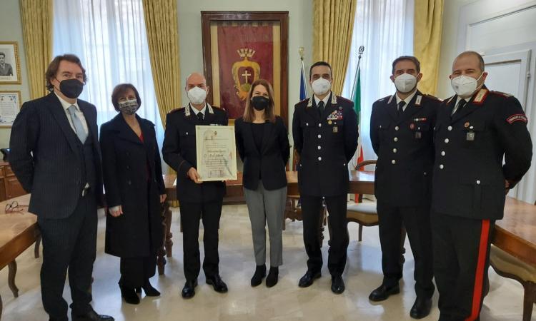 Potenza Picena, consegnato attestato di merito al comandante Del Moro Potenza Picena, consegnato attestato di merito al comandante Del Moro
