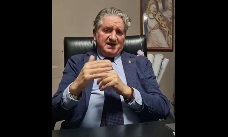 Tolentino, clamoroso dietro front: si torna a scuola in presenza. "Posizione perentoria del Governo"