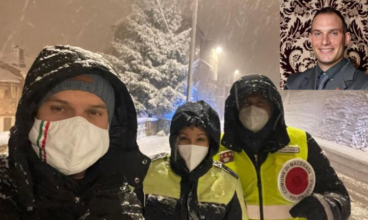 Macerata, il "piano neve" ha funzionato. Renna: "Noi migliori degli altri perché in prima linea" Macerata, il "piano neve" ha funzionato. Renna: "Noi migliori degli altri perché in prima linea"
