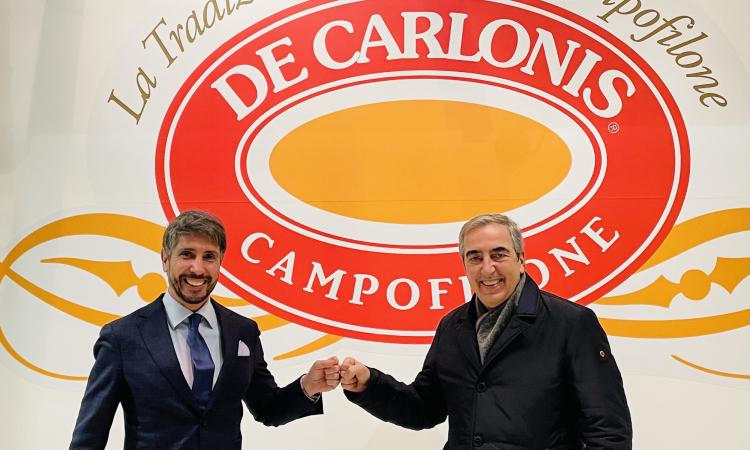 Il senatore Gasparri affascinato dai maccheroncini di Campofilone: visita al pastificio De Carlonis