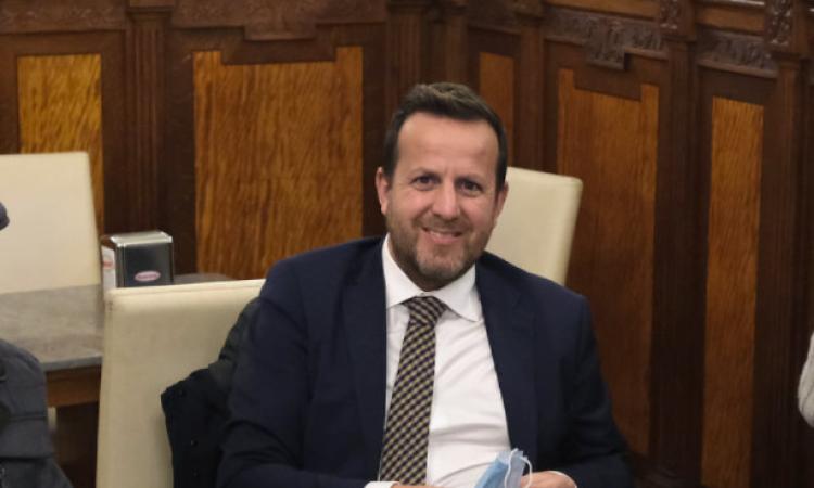 Elezioni Pollenza, Romoli in corsa (solitaria) per la riconferma: ecco la lista civica a suo sostegno Elezioni Pollenza, Romoli in corsa (solitaria) per la riconferma: ecco la lista civica a suo sostegno