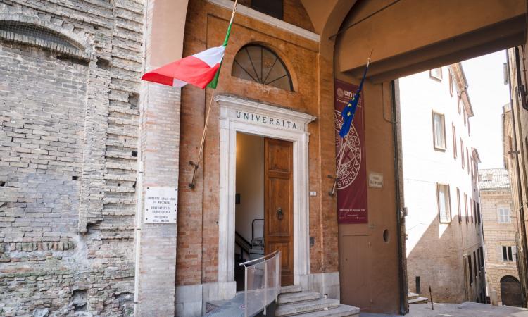 UniMc nel progetto Uni4Justice per uffici giudiziari più efficienti e vicini ai cittadini UniMc nel progetto Uni4Justice per uffici giudiziari più efficienti e vicini ai cittadini