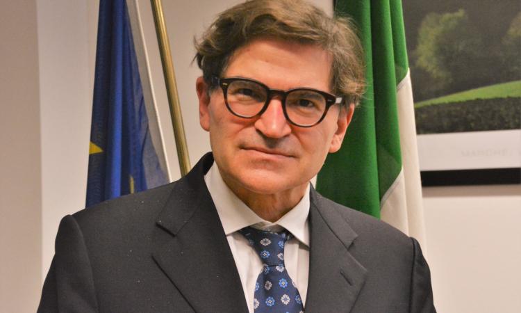 Banca Marche, ok a mozione a tutela dei risparmiatori. Latini: "Giunta solleciti gli attesi ristori" Banca Marche, ok a mozione a tutela dei risparmiatori. Latini: "Giunta solleciti gli attesi ristori"