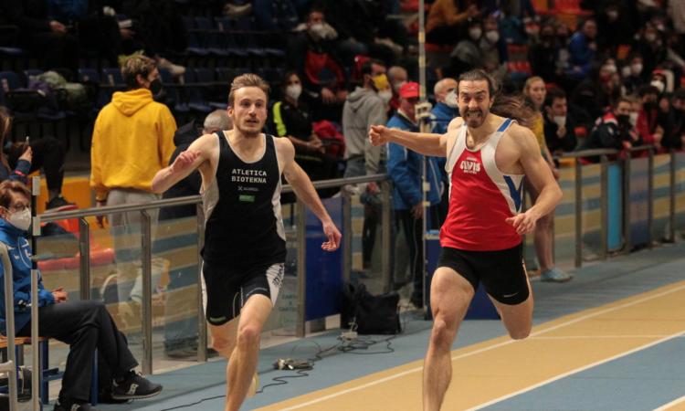 Atletica Avis Macerata, super Lorenzo Angelini: è record marchigiano nei 200 metri Atletica Avis Macerata, super Lorenzo Angelini: è record marchigiano nei 200 metri