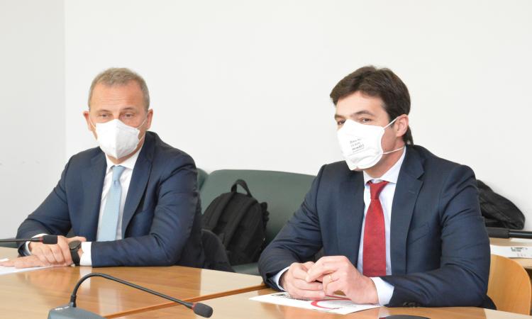 Banda ultra larga nelle Marche: “Entro 18 mesi connessi gli ultimi 100 comuni delle aree bianche” Banda ultra larga nelle Marche: “Entro 18 mesi connessi gli ultimi 100 comuni delle aree bianche”