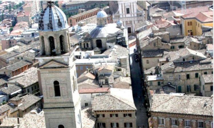 San Valentino, in cima alla Torre Civica di sera: visita eccezionale per tutti gli innamorati