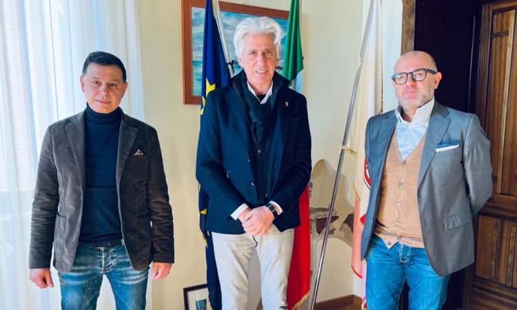 Macerata, al via i lavori al centro tennis: un nuovo campo in terra rossa e due da padel Macerata, al via i lavori al centro tennis: un nuovo campo in terra rossa e due da padel
