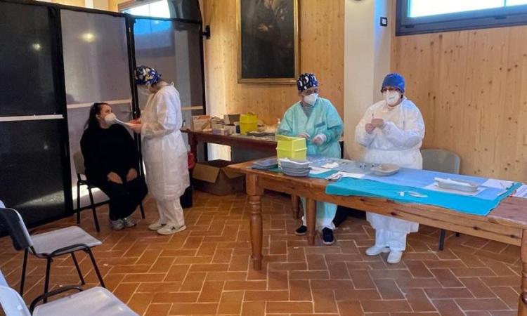 Vaccini, "Non ci sarà una quarta dose, si va verso un richiamo annuale" Vaccini, "Non ci sarà una quarta dose, si va verso un richiamo annuale"