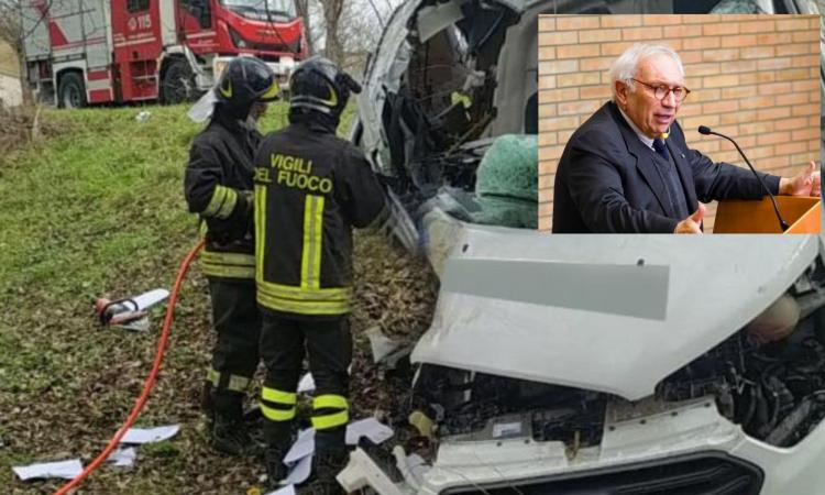 Muore a 16 anni durante uno stage, studenti pronti alla protesta. Bianchi: "Serve più sicurezza" Muore a 16 anni durante uno stage, studenti pronti alla protesta. Bianchi: "Serve più sicurezza"