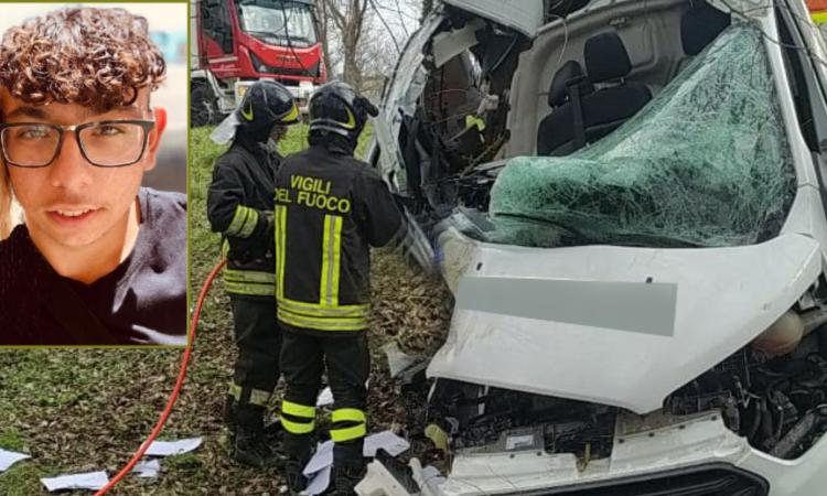 Monte Urano, proclamato il lutto cittadino per Giuseppe Lenoci: domani i funerali del 16enne