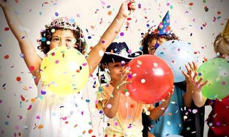 Porto Recanati, annullati gli eventi di Carnevale: "C'è rammarico, ma ce lo hanno raccomandato" Porto Recanati, annullati gli eventi di Carnevale: "C'è rammarico, ma ce lo hanno raccomandato"