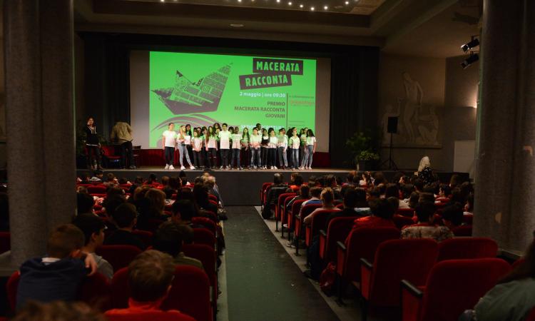 Premio Macerata Racconta Giovani, oltre 600 iscritti: "È l'edizione più partecipata di sempre" Premio Macerata Racconta Giovani, oltre 600 iscritti: "È l'edizione più partecipata di sempre"