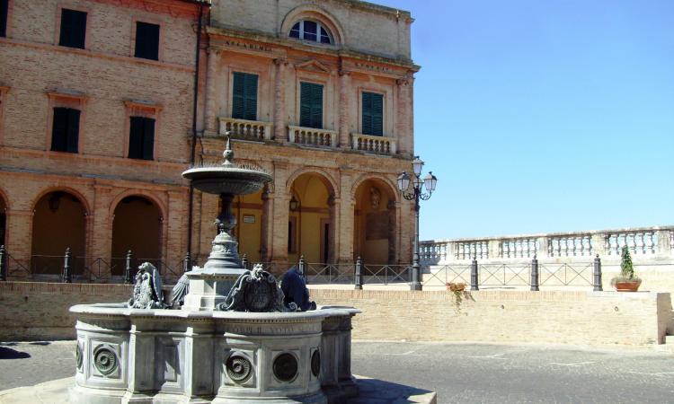 Treia, Accademia Georgica verso il recupero: torna fruibile uno dei gioielli della città Treia, Accademia Georgica verso il recupero: torna fruibile uno dei gioielli della città