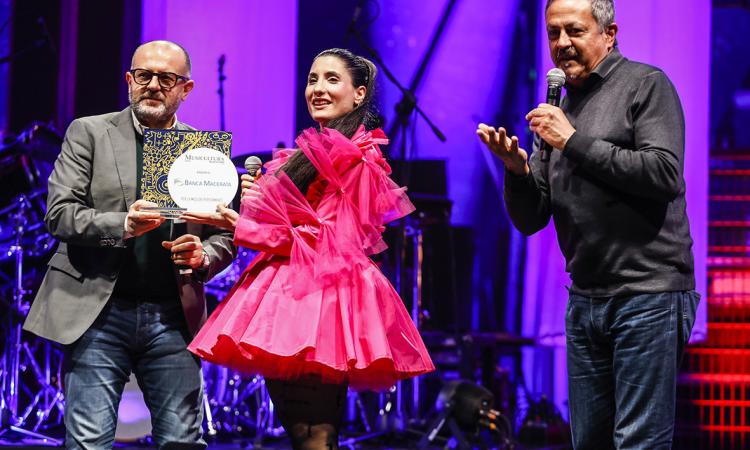 Musicultura 2022, nelle audizioni live Iosonorama vince il premio "Targa Banca Macerata" Musicultura 2022, nelle audizioni live Iosonorama vince il premio "Targa Banca Macerata"