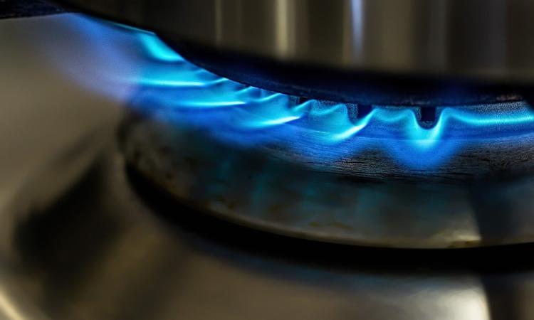 Luce e gas sono alle stelle: quanto è salito il prezzo dell’energia nell’ultimo anno Luce e gas sono alle stelle: quanto è salito il prezzo dell’energia nell’ultimo anno