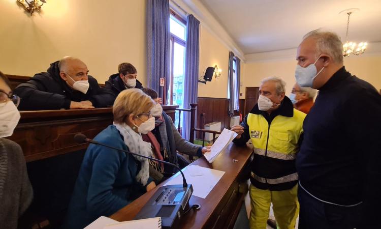 Civitanova, aiuti per il popolo ucraino: attivato un tavolo di coordinamento comunale Civitanova, aiuti per il popolo ucraino: attivato un tavolo di coordinamento comunale