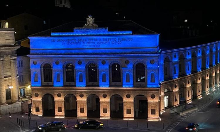 Macerata, lo Sferisterio si tinge con i colori dell'Ucraina