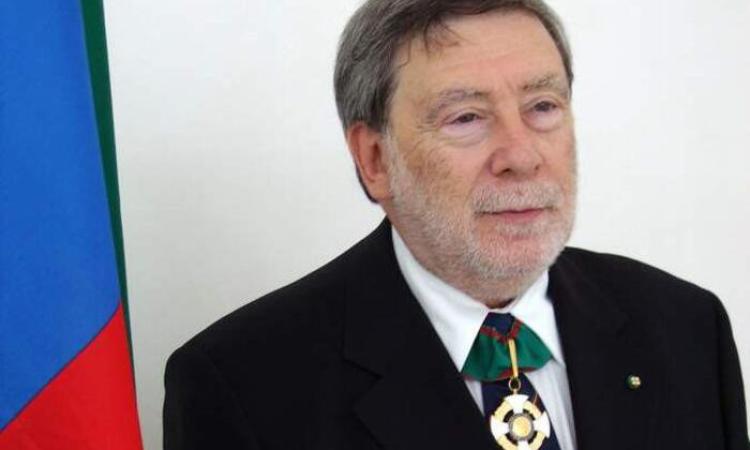 Lutto nel mondo della cultura: scomparso il critico d'arte e giornalista Armando Ginesi Lutto nel mondo della cultura: scomparso il critico d'arte e giornalista Armando Ginesi
