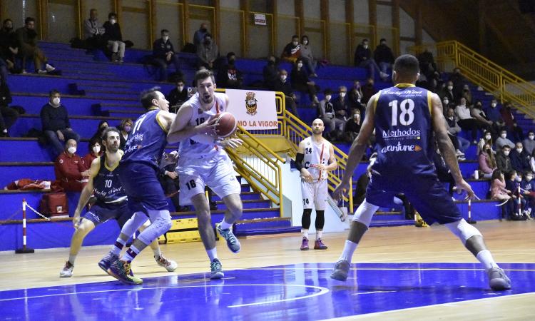 Serie C Gold, la Vigor Matelica trova il sesto successo di fila contro Foligno. Secondo posto consolidato Serie C Gold, la Vigor Matelica trova il sesto successo di fila contro Foligno. Secondo posto consolidato