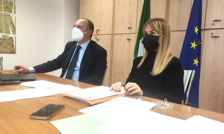 Scuola, incontro Bianchi-Latini: "No al dimensionamento scolastico basato sulla logica dei numeri" Scuola, incontro Bianchi-Latini: "No al dimensionamento scolastico basato sulla logica dei numeri"