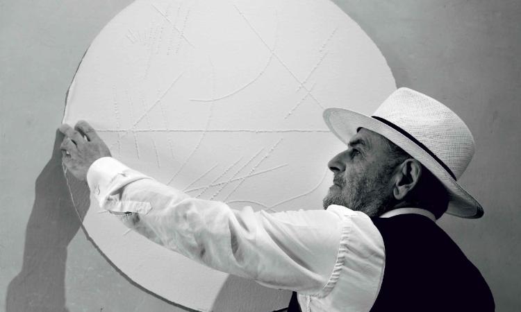 Tolentino, "Segni di luce": l'opera di Paolo Gubinelli in mostra al Politeama Tolentino, "Segni di luce": l'opera di Paolo Gubinelli in mostra al Politeama