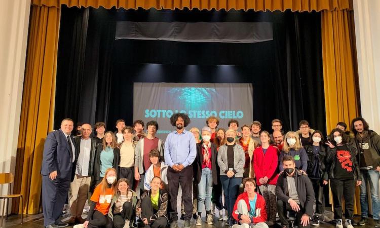 Da Kiev a Lampedusa, in fuga dalle bombe: all'Istituto Agrario le testimonianze di Olena e Tareke Da Kiev a Lampedusa, in fuga dalle bombe: all'Istituto Agrario le testimonianze di Olena e Tareke
