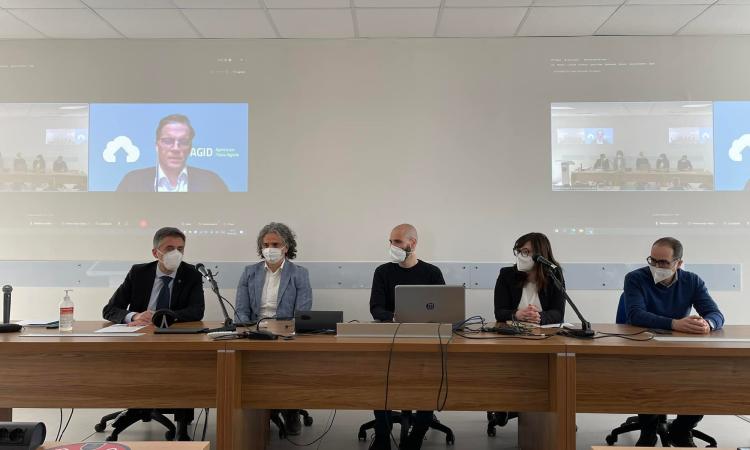 Unicam, con il nuovo sito web di Ateneo l’offerta digitale diventa accessibile a tutti Unicam, con il nuovo sito web di Ateneo l’offerta digitale diventa accessibile a tutti