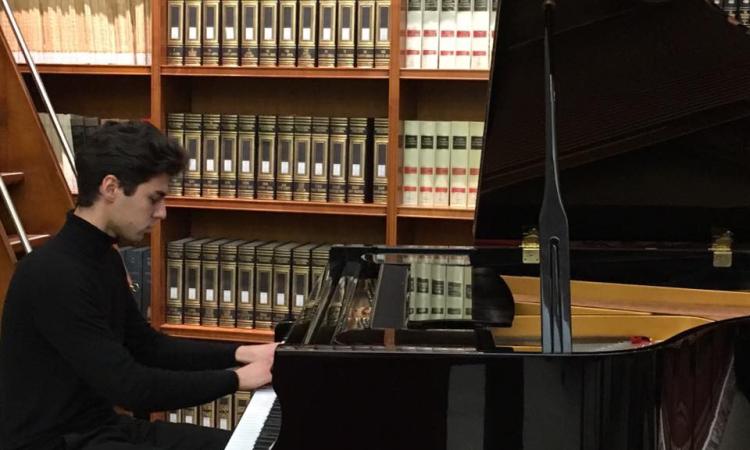 Duo per violino e pianoforte a Unimc con i migliori allievi del Conservatorio di Fermo Duo per violino e pianoforte a Unimc con i migliori allievi del Conservatorio di Fermo