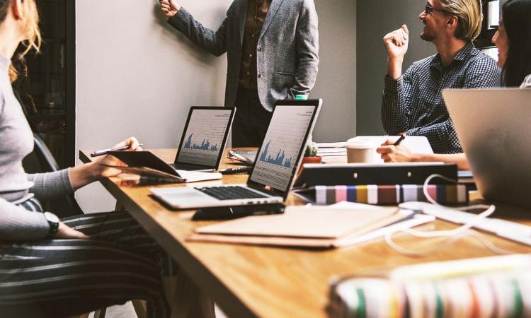 “Lo Scenario delle professioni: oggi e domani”, l’evento di TeamSystem per i professionisti economici e i giuristi d’impresa “Lo Scenario delle professioni: oggi e domani”, l’evento di TeamSystem per i professionisti economici e i giuristi d’impresa