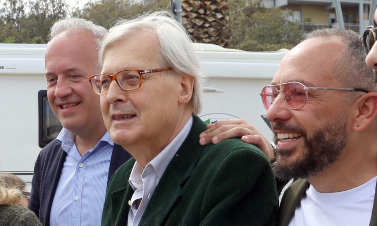 Civitanova, Sgarbi conferma appoggio a Ciarapica: "Falso il coinvolgimento di Costamagna"