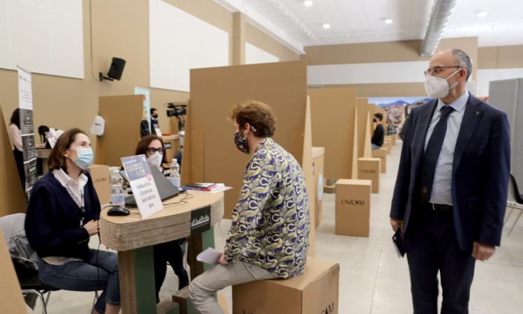 Unicam, al via il Career Day 2022. “Oggi prepariamo gli studenti ad affrontare il futuro del lavoro” (FOTO)