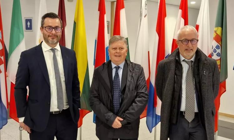 Civitanova, i referenti di Forza Italia in missione a Bruxelles: "Dialogo con i sindaci di Terni e Foligno" Civitanova, i referenti di Forza Italia in missione a Bruxelles: "Dialogo con i sindaci di Terni e Foligno"