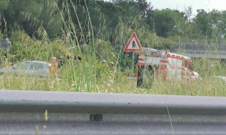 Corridonia, incidente in superstrada: cinque feriti, traffico in tilt