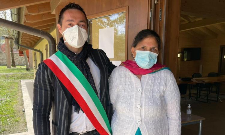 Pieve Torina, conferita la cittadinanza italiana a due residenti Pieve Torina, conferita la cittadinanza italiana a due residenti