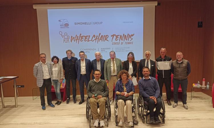Tolentino, al via i corsi di tennis su sedia a rotelle: è la prima volta nelle Marche
