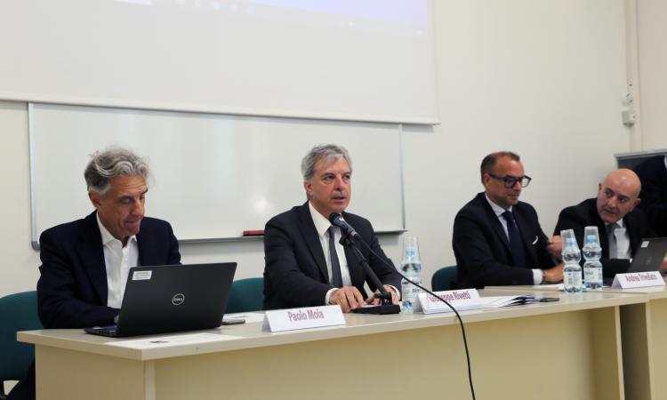 Macerata, incontro fra Unimc e i vertici di Zurich Italia coordinato dal professor Rivetti Macerata, incontro fra Unimc e i vertici di Zurich Italia coordinato dal professor Rivetti