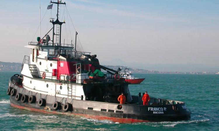 Rimorchiatore affondato al largo. Il sindaco Ciarapica: "Siamo sconvolti come città portuale" Rimorchiatore affondato al largo. Il sindaco Ciarapica: "Siamo sconvolti come città portuale"