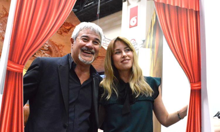 Marche "regione dei teatri" al Salone di Torino: ospite dello stand Pino Insegno