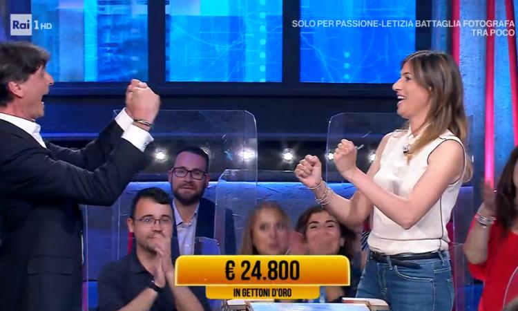 Da Monte San Giusto a "I Soliti Ignoti", i fratelli Pierluigi vincono più di 24mila euro Da Monte San Giusto a "I Soliti Ignoti", i fratelli Pierluigi vincono più di 24mila euro