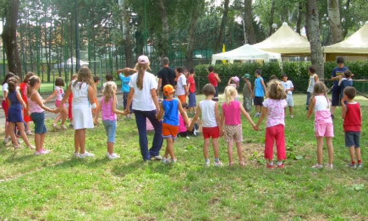Treia, centri estivi all'insegna dell'inclusione: "Aperti anche ai bimbi ucraini" Treia, centri estivi all'insegna dell'inclusione: "Aperti anche ai bimbi ucraini"