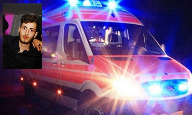 Tragedia a Civitanova, scontro stradale fra tre auto: muore il 25enne Alessandro Vico Tragedia a Civitanova, scontro stradale fra tre auto: muore il 25enne Alessandro Vico