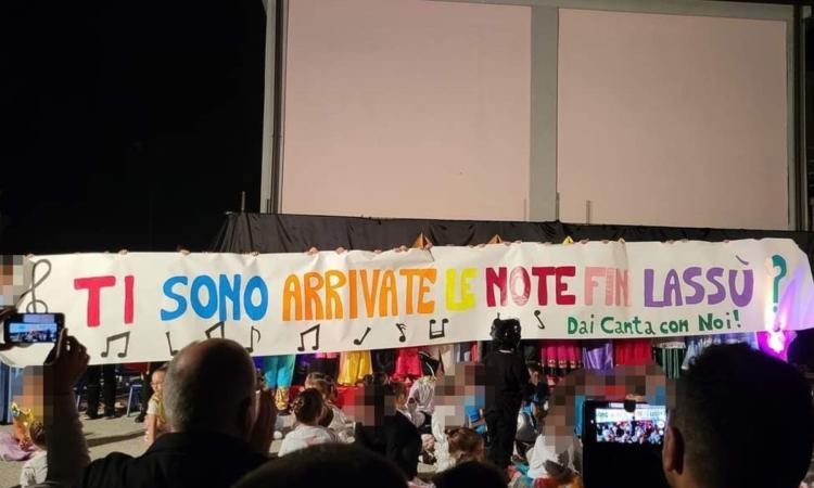 Gagliole, applausi per lo spettacolo di fine anno del "De Giorgi": ricordato il preside Cavallaro