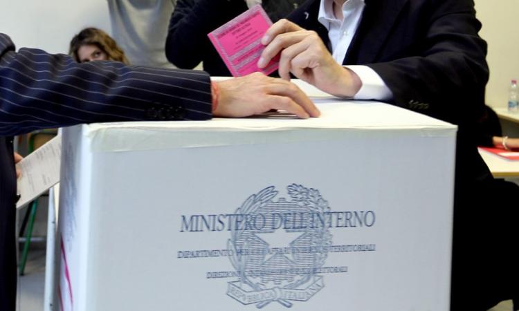 Election day 2022, alle 12 affluenza al 15,17% nel Maceratese per le amministrative