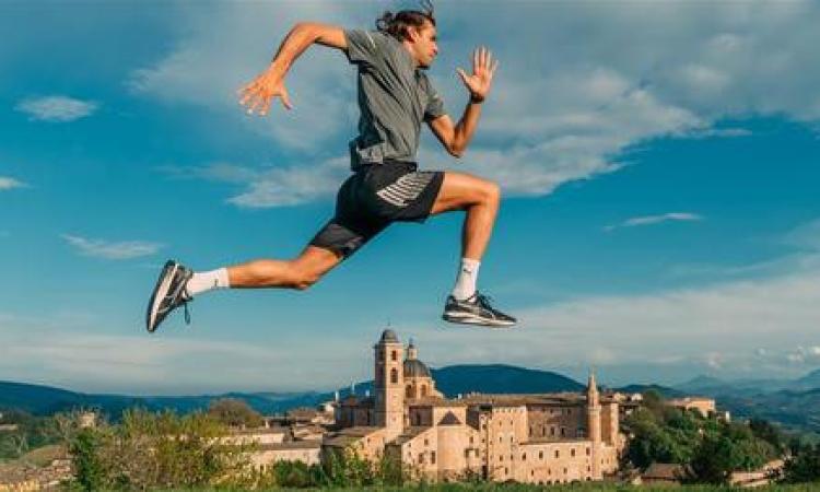 "Fai un salto nelle Marche": Gianmarco Tamberi protagonista nella nuova campagna social "Fai un salto nelle Marche": Gianmarco Tamberi protagonista nella nuova campagna social
